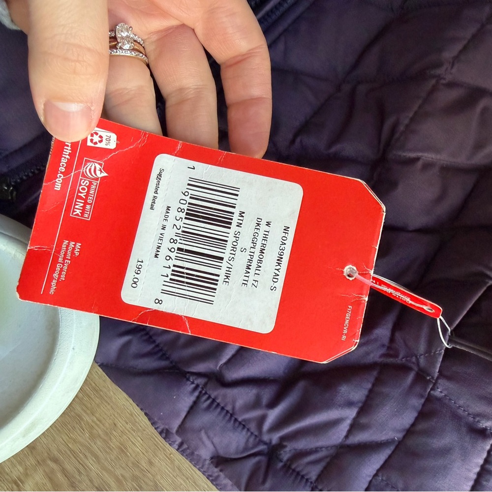 The North Face Women's Deep Purple Puffer Jacket - Picture 3 of 4